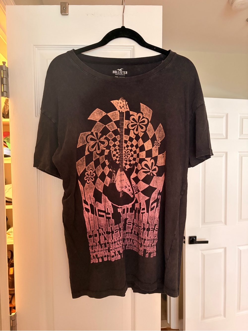 Hollister Black Short-Sleeve Tee with Pink Graphic